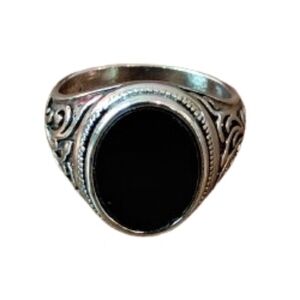 Vintage Style Silver Tone Black Onyx Ring Ornate Filigree Band Goth